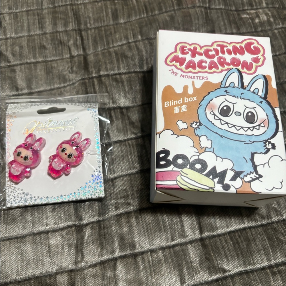 MACARON The Monsters Blind Box with Pink Accessories